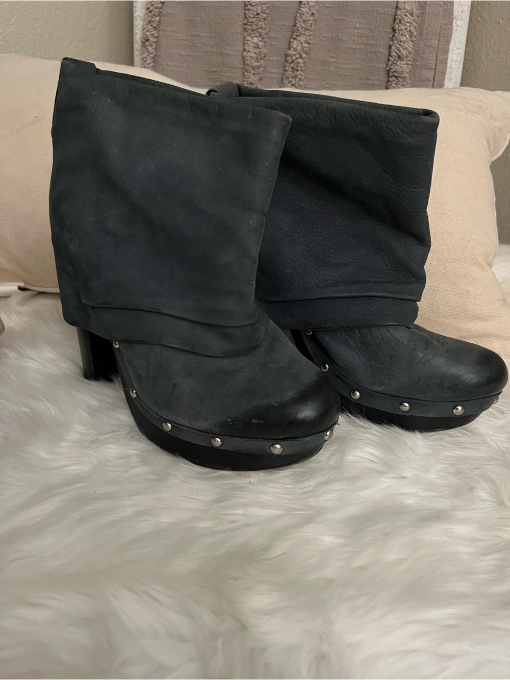 Dolce Vita dark grey  Studded Platform Block Heel Boots - Picture 2 of 6